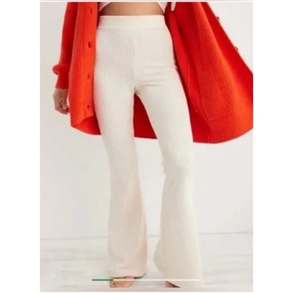 Aerie Pants Womens Size XL Flared Waffle Knit High Rise Cream Stretch Cozy Pants